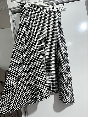 Zara Asimetrik etek