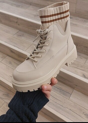 Kadın sneaker bot