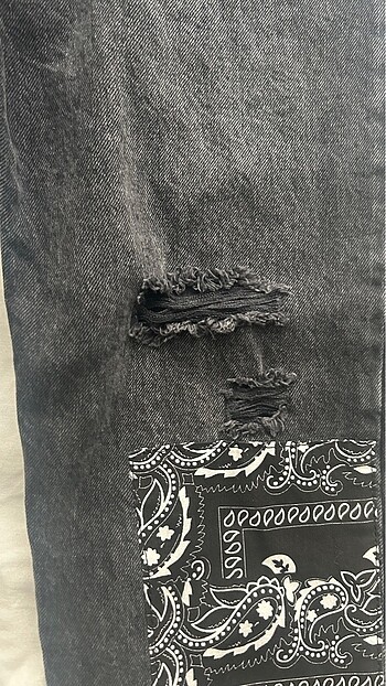 xs Beden siyah Renk Bershka Pantolon