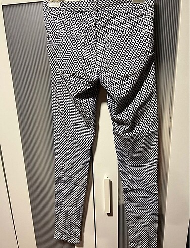 xs Beden Zara desenli jean pantolon