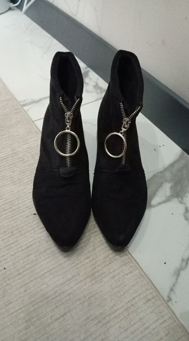 Siyah Süet Kadın Bot, Tokalı, Topuklu - Görsel 2