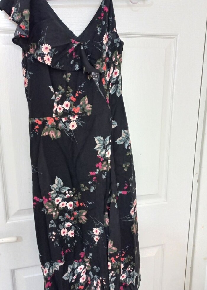 Çiçekli elbise - Görsel 2