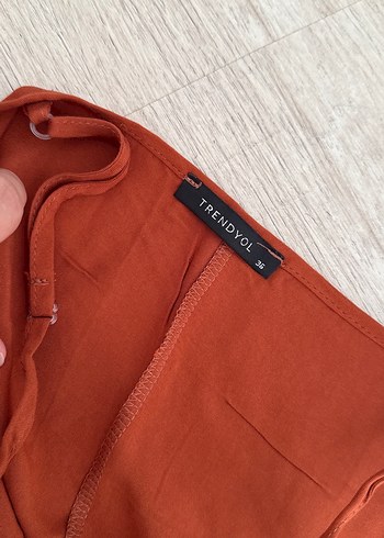 Kırmızı Dantel Detaylı V Yaka Kadın Atlet - Görsel 4