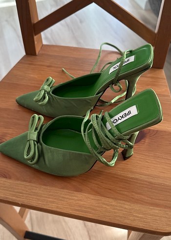 Yeşil saten Fiyonklu Topuklu Stiletto - Görsel 4