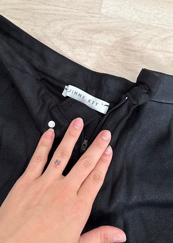 Siyah Mini Şort - Görsel 3