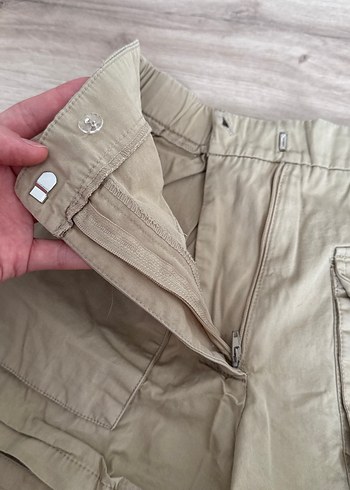 Düğmeli Bej Mini Kadın Keten Şort - Görsel 3