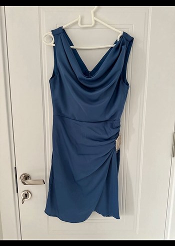 Mavi Drapeli kısa abiye - Görsel 5