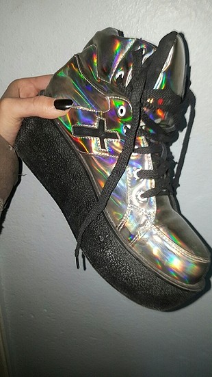 37 Beden hologram ayakkabi