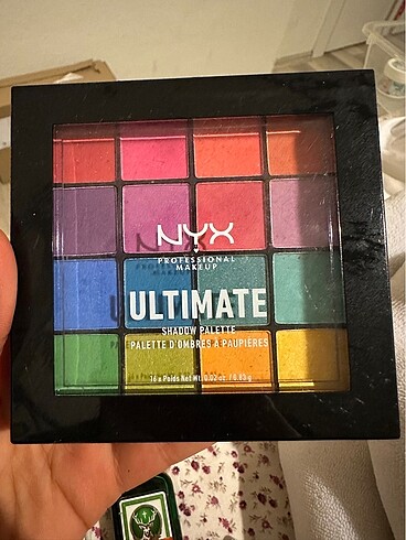 nyx far paleti