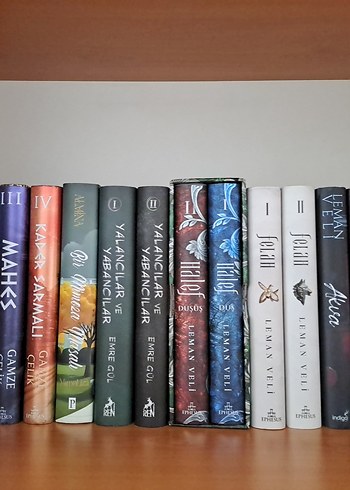 Roman Seti: Yaralasar, Beyaz Leke, Sokak Nöbetçileri - Görsel 2