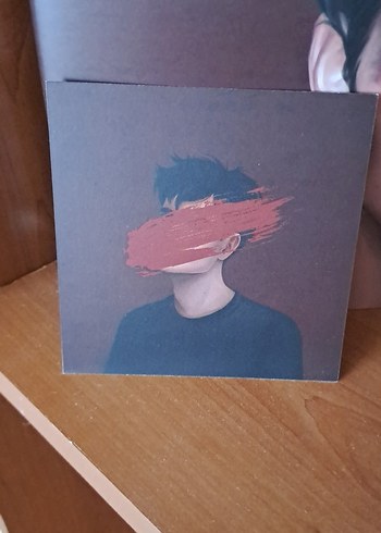 Zeynep Sey - Kimse Gerçek Değil Romanı - Görsel 2