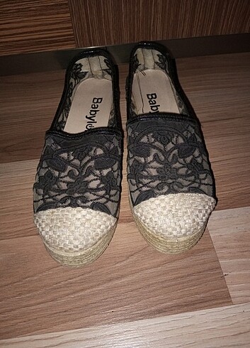 Diğer DANTEL SANDALET