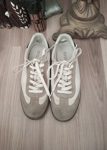 Oysho Bej Beyaz Suet Sneaker