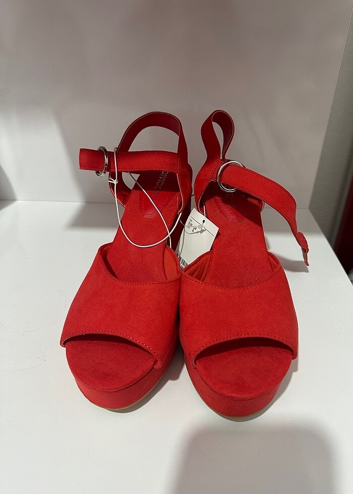 Kırmızı Topuklu Ayakkabı - Görsel 5