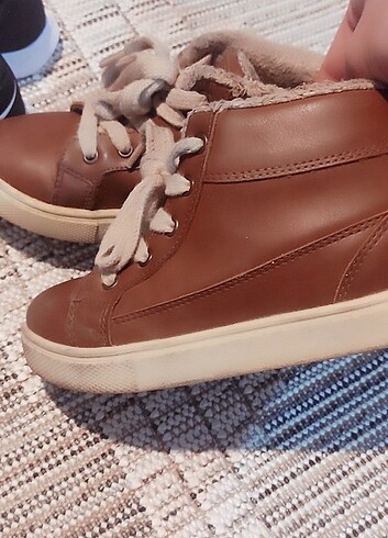 Deichmann Çocuk Bot