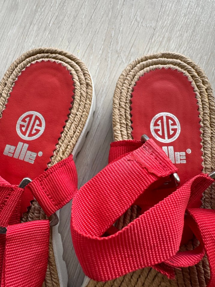 Kırmızı Kadın Dolgu Topuklu Sandalet - Görsel 5