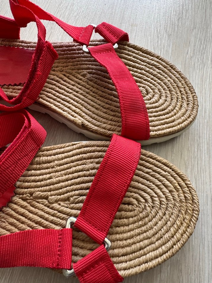 Kırmızı Kadın Dolgu Topuklu Sandalet - Görsel 3