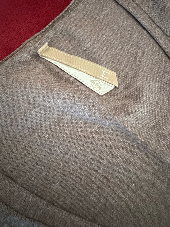 Bej V Yaka Düğmeli İnce Triko Hırka - Görsel 5