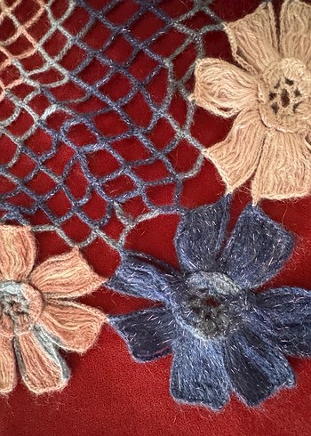 Çiçek İşlemeli Renkli Kadın Şal - Görsel 3