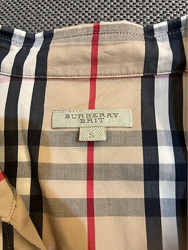 Burberry burberry gömlek