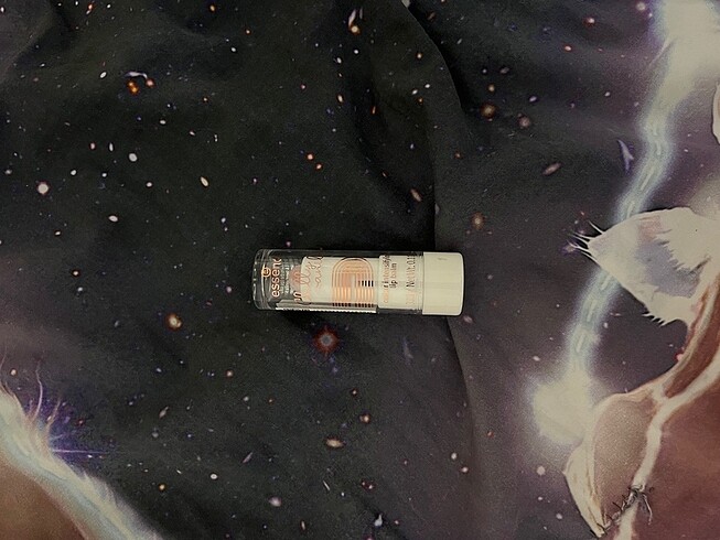 Essence Chilly Vanilly Lip Balm