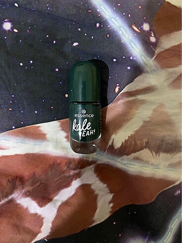 Essence Kale Yeah Yeşil Oje