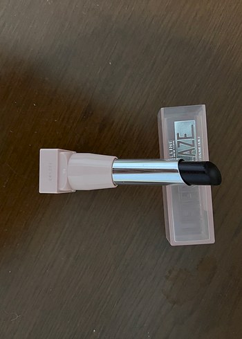 Maybelline Lifter Glaze 08 Acai Berry - Görsel 4