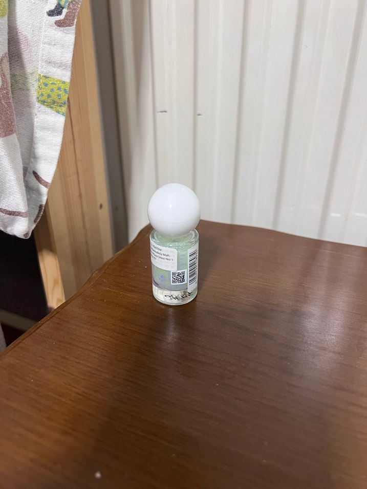 Essence Glow In The Dark mini Oje - Görsel 2