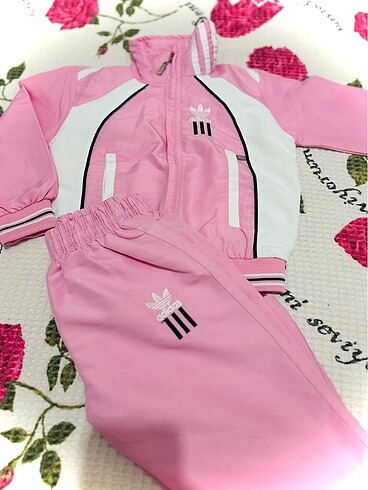 Adidas Kız çocuk fermuarlı pembe renk eşofman takımı