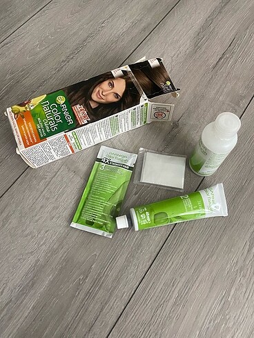 Garnier 2 adet Saç Boyası (açık kahve)
