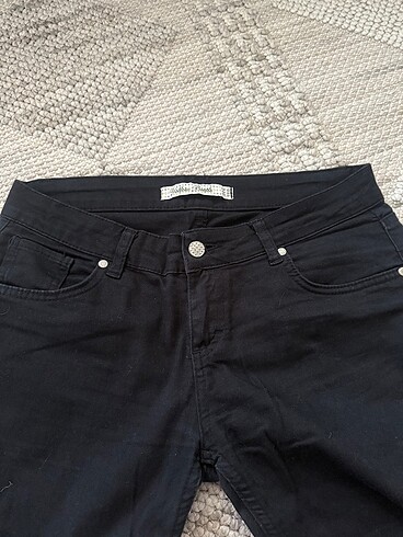 30 Beden Siyah hafif İspanyol paça pantalon