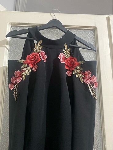 Çiçekli elbise modeli - Görsel 5