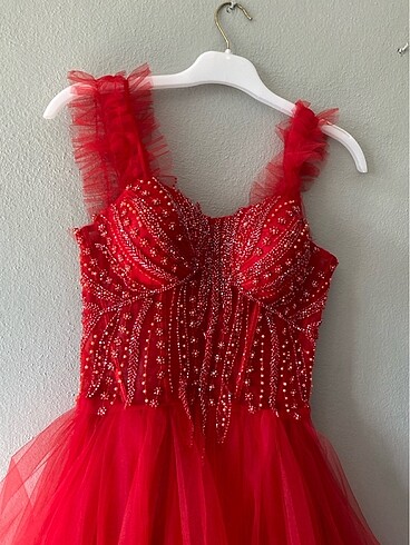 Kına elbisesi bir kere giyildi - Görsel 4