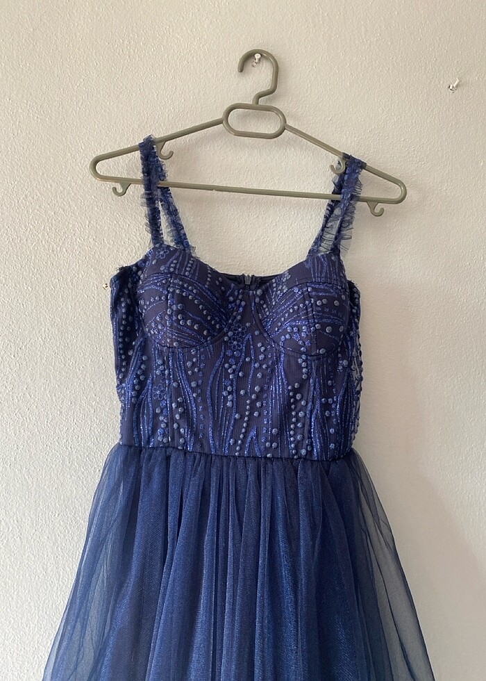 İsteme elbisesi Mezuniyette de giyilebilir - Görsel 3