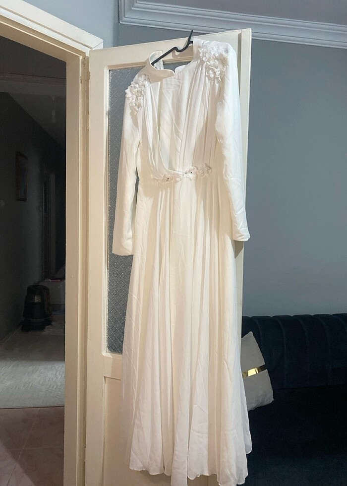 Beyaz elbise tesettürlü nikahta da giyilebilir - Görsel 5