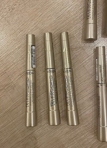 Telescopic maskara.