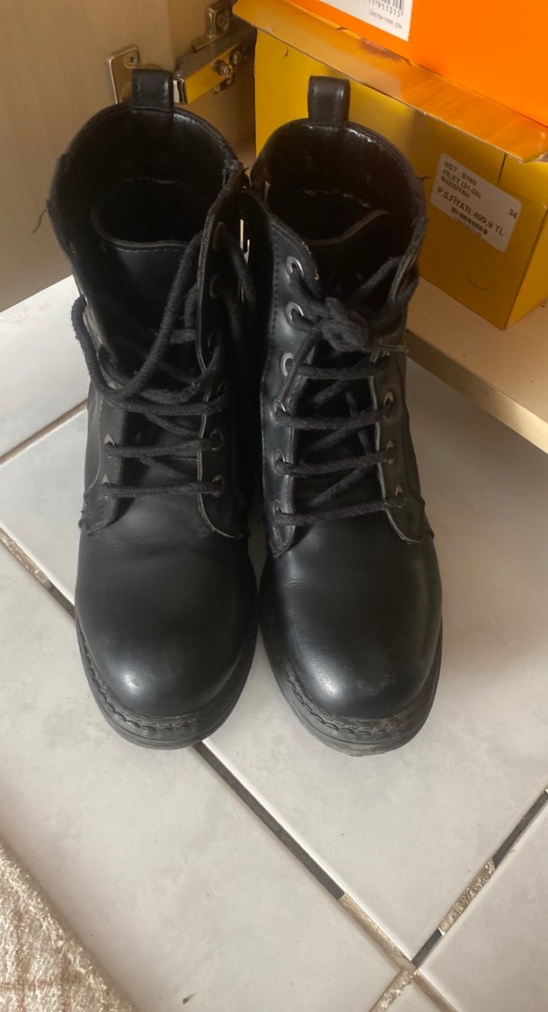 Siyah Deri Kadın Goth Botlar - Görsel 2