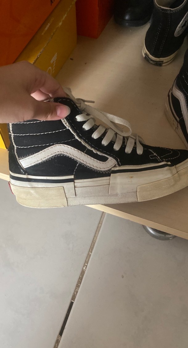 Siyah Beyaz Yüksek Top Kadın Spor Ayakkabı - Görsel 4