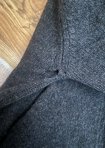 Gri Kapüşonlu Erkek Yün Örgü Hırka - Görsel 3