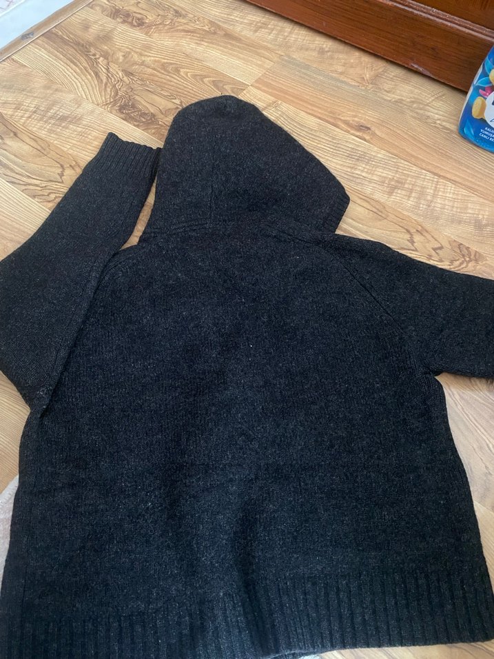 Gri Kapüşonlu Erkek Yün Örgü Hırka - Görsel 2