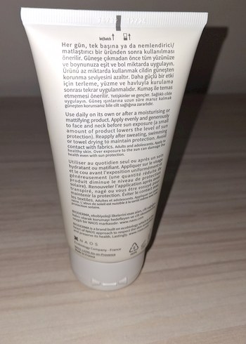  Beden Bioderma Photoderm AKN Mat SPF 30 Güneş Kremi 150 ml