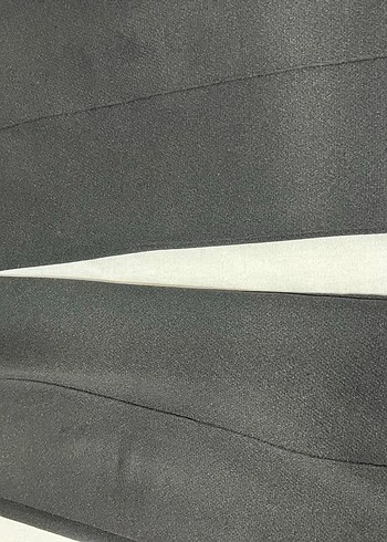 Kadın Siyah Dar Kesim Midi Kumaş Pantolon - Görsel 4