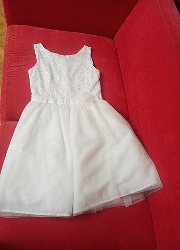 LC Waikiki Kız çocuk abiye elbise 15-16 yaş. Boy 164 cm.