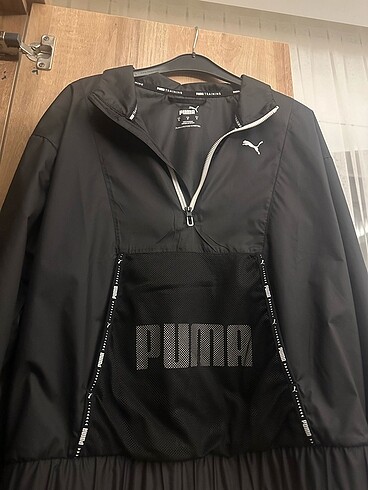 Puma puma yağmurluk ceket kazak