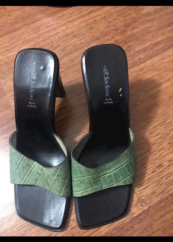 Kare Burunlu Yeşil Kadın Terlik - Görsel 3