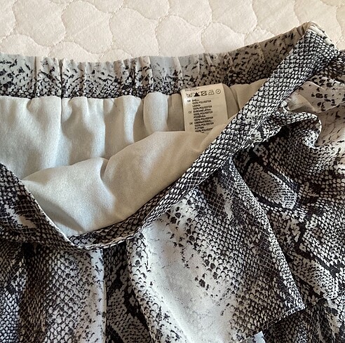 H&M Mini şifon etek