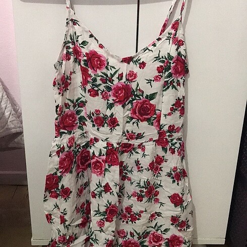 H&M Elbise