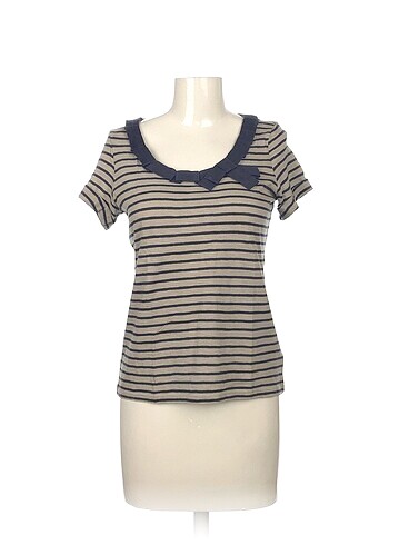 Marks & Spencer T-shirt %70 İndirimli.