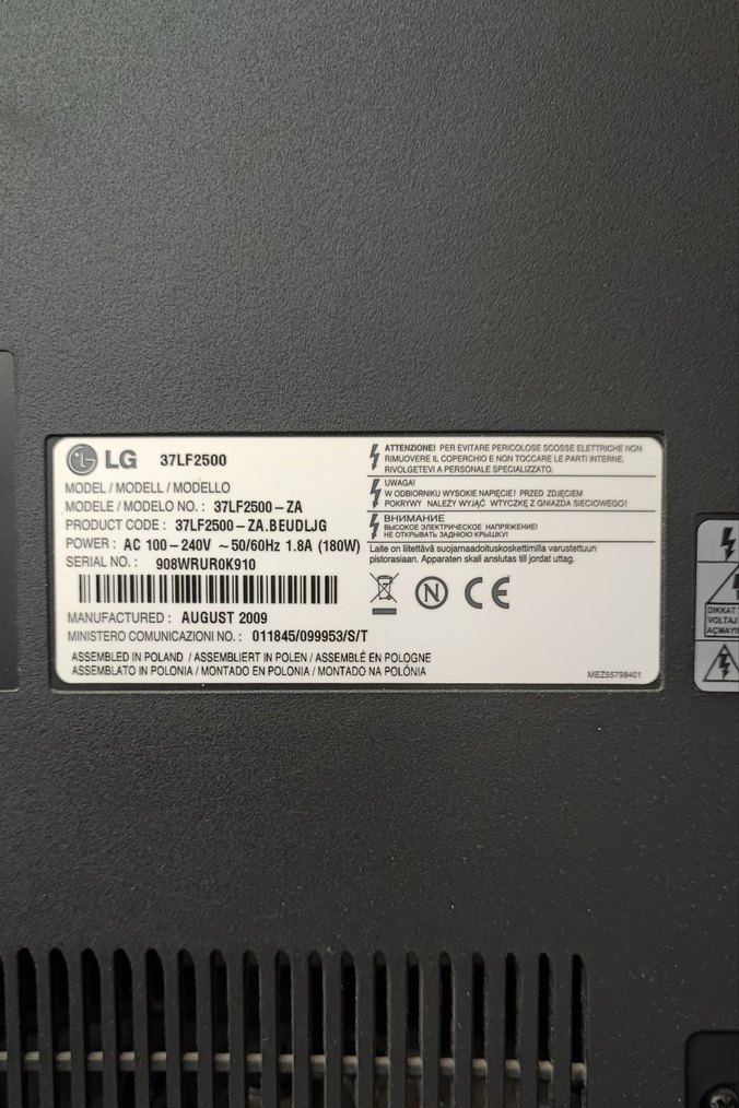 LG 37" TV - Model: 37LF2500 - Görsel 3