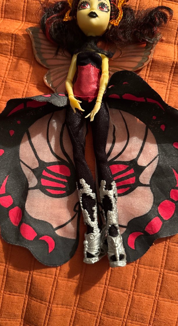 Monster High Luna Mothews - Görsel 3